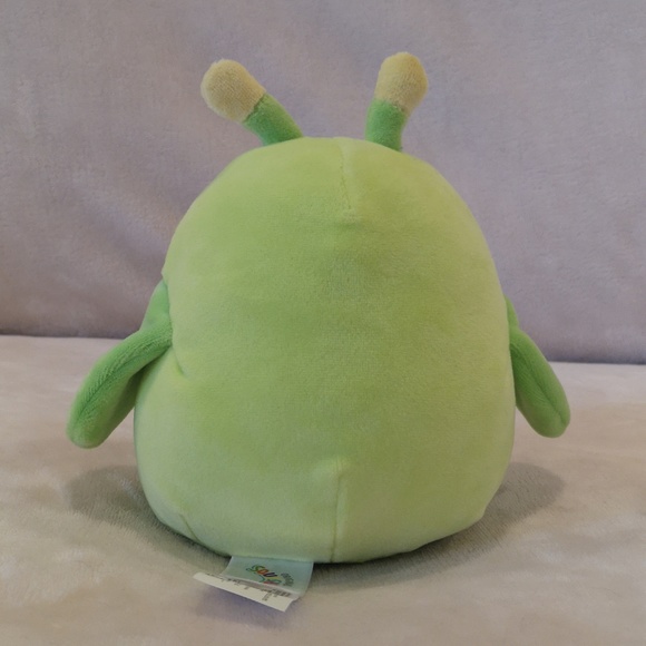 Pilar the green Grasshoper Squishmallow 5 inches - Picture 3 of 4